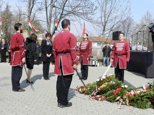 2017. március 15. 75